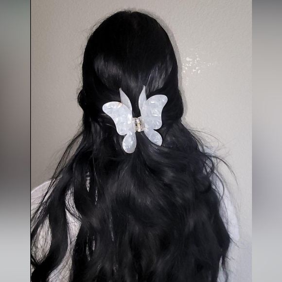 Kitsch Claw Clip Bundle 🦋 - Picture 2 of 4